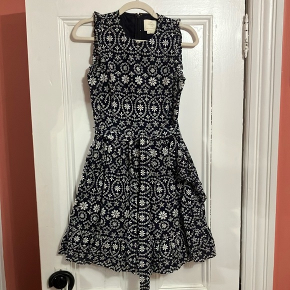 kate spade Dresses & Skirts - EUC Kate Spade Dress Size 2